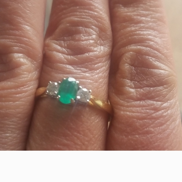 Bundle 4 ttsweetclosest**14k gold Diamond & 18k Emerald Rings, 14k Lapis earring - Picture 7 of 9